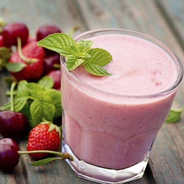 Smoothie de Durazno y frutos rojos
